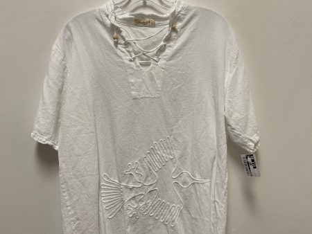 Top Short Sleeve By Studio M In White, Size: L Supply