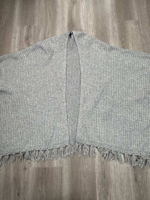 Cardigan By American Eagle In Grey, Size: Osfm Online Sale