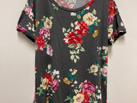 Top Short Sleeve By Maurices In Floral Print, Size: L on Sale