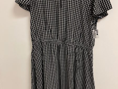 Black & White Dress Casual Short Old Navy, Size L For Discount