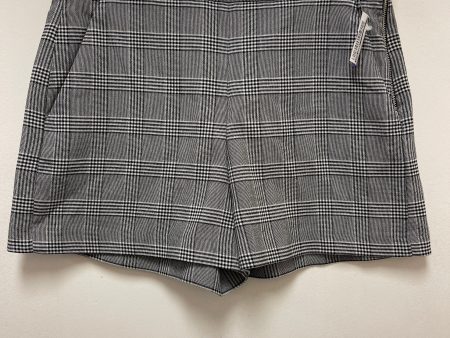 Black & White Shorts Zara Women, Size L Online now