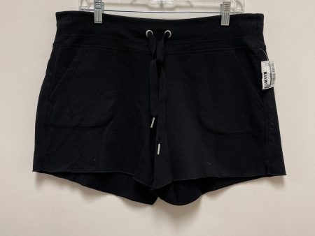 Black Shorts Calvin Klein, Size L Fashion